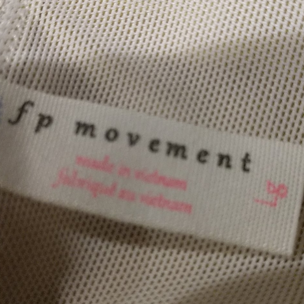 Free People Sports bra/Yoga Top - Picture 4 of 6